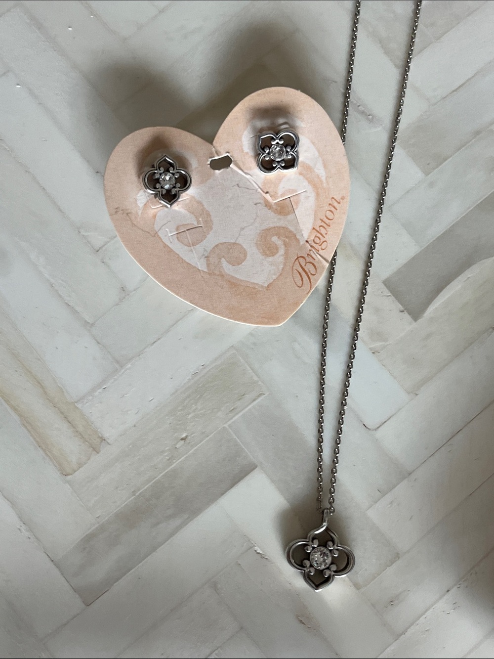 NWT Brighton Silver Floral Pendant Necklace and Stud Earrings Set - Silver
